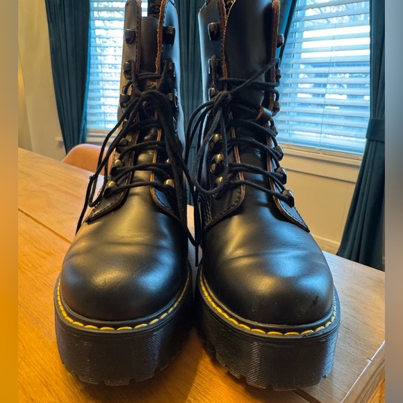 LEONA WOMEN'S VINTAGE SMOOTH LEATHER HEELED BOOTS - Picture 11 of 11